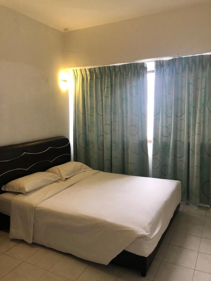 Beach Resort Home Stay Sri Sayang Apartment Batu Ferringhi 2Bedroom 외부 사진