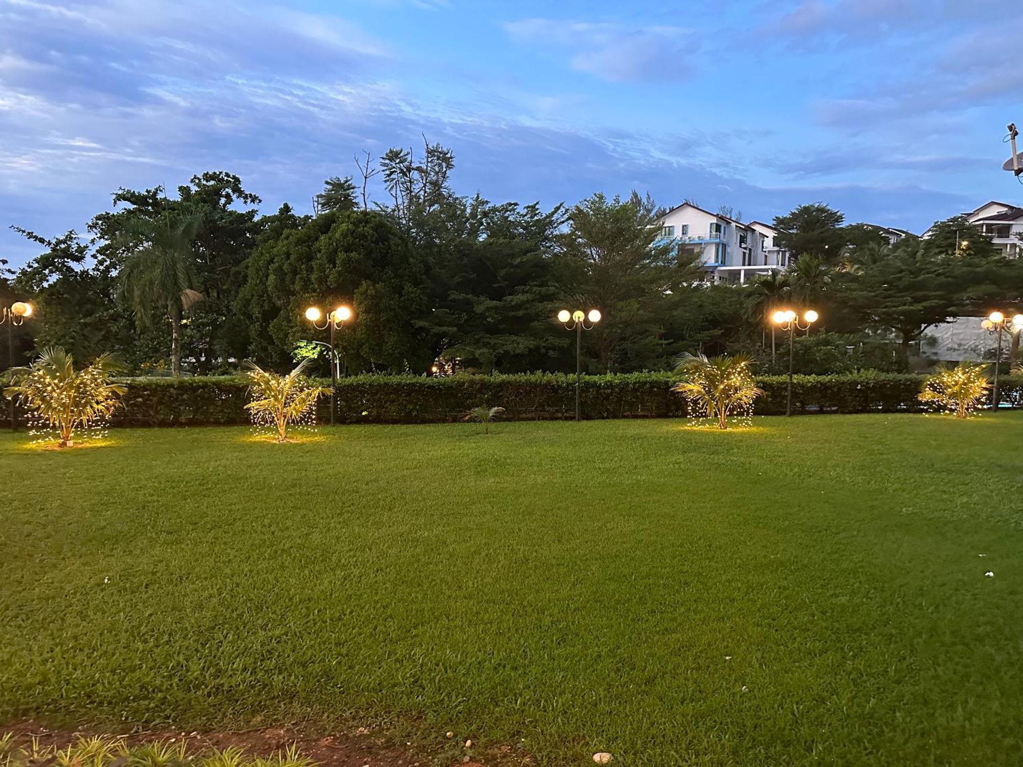 Beach Resort Home Stay Sri Sayang Apartment Batu Ferringhi 2Bedroom 외부 사진