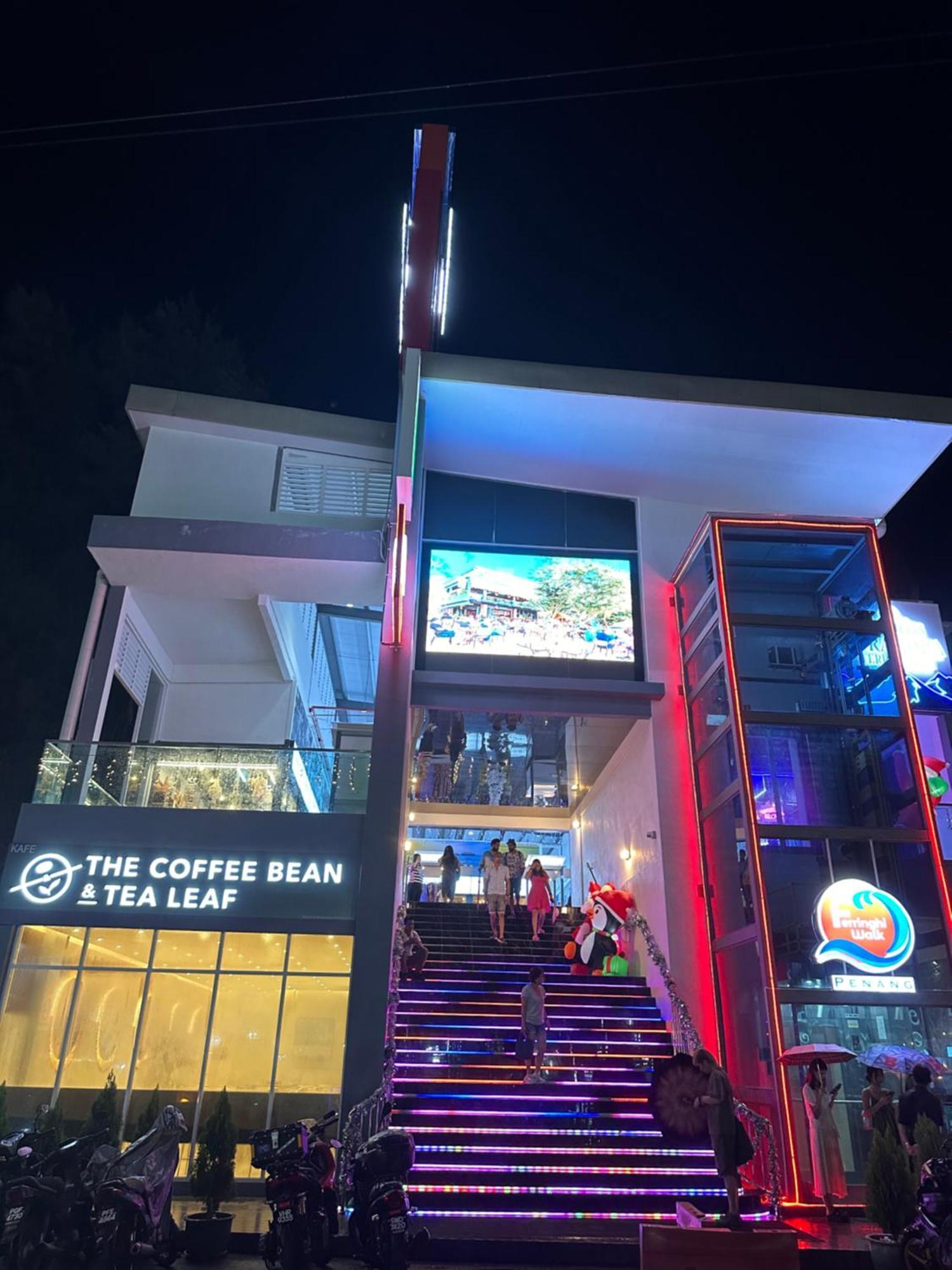 Beach Resort Home Stay Sri Sayang Apartment Batu Ferringhi 2Bedroom 외부 사진